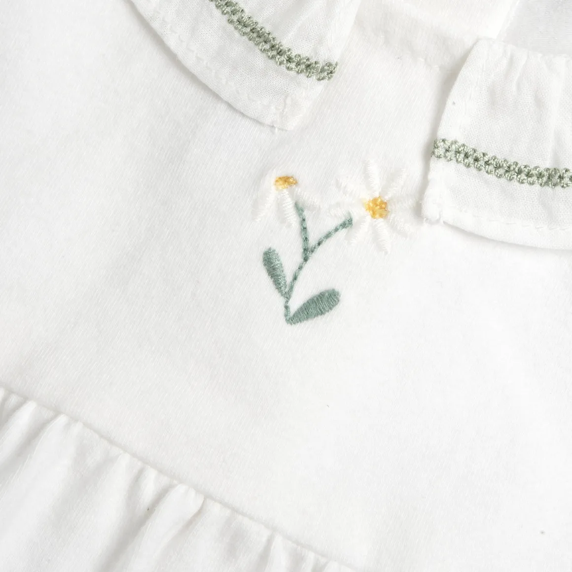 Completo maglietta e pantaloncini, in cotone