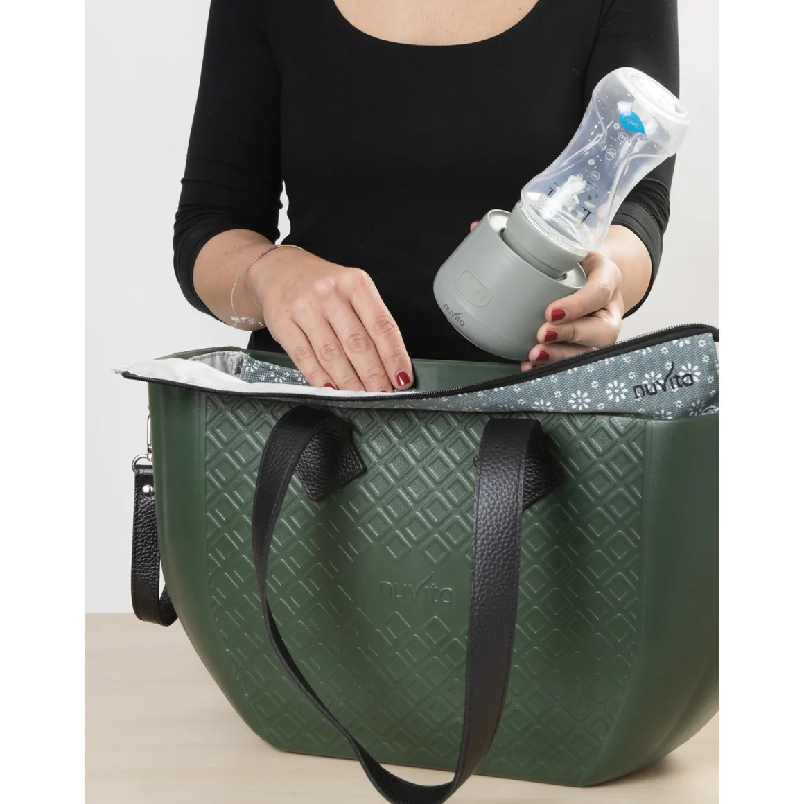 Nuvita scaldabiberon portatile universale warm’n’go sage green