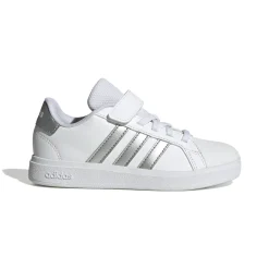 Pratiche sneaker in stile 3-stripes.