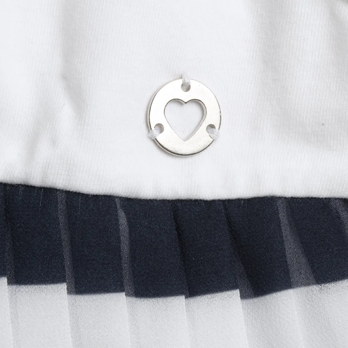 Vestito a maniche corte elegante