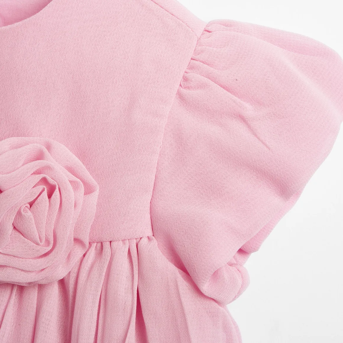 Vestito a maniche corte elegante