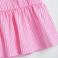 Vestito senza maniche, ideale per il mare